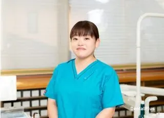 朝倉歯科医院の歯科医師の朝倉夕紀子先生