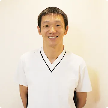 Bスマイル歯科・矯正歯科の歯科医師の林文祥先生