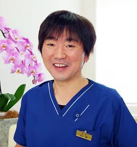医療法人 歯科やまもとデンタルクリニックの歯科医師の山本裕一先生