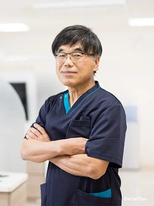 岩戸歯科クリニックの歯科医師の木下泉介先生