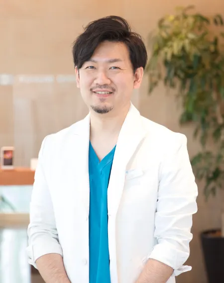 こいずみ矯正歯科の歯科医師の小泉儀明先生
