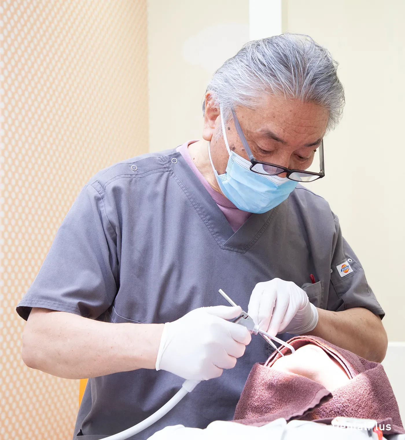 メディケア歯科クリニック 長野三輪の歯科医師の青木威仁先生