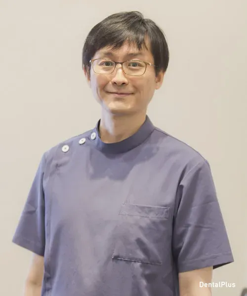 オリーブ矯正歯科の歯科医師の竹島隆裕先生