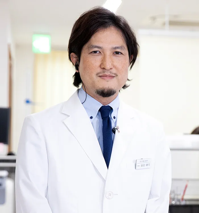 田中矯正歯科の歯科医師の窪田健司先生